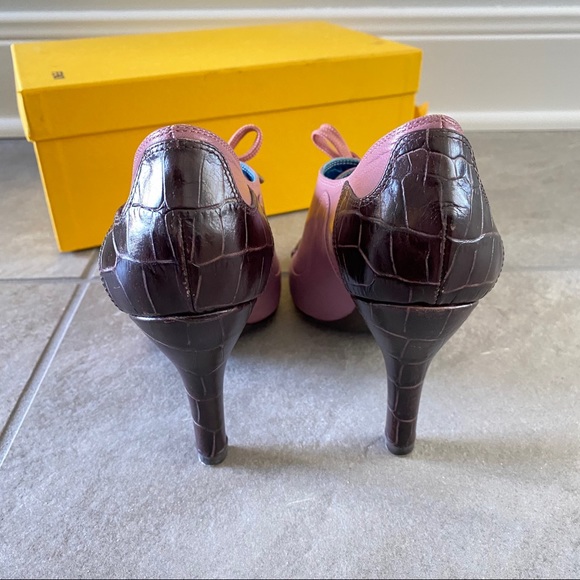 Women's Fendi Lace-Up Oxford Ankle Booties - Picture 5 of 11